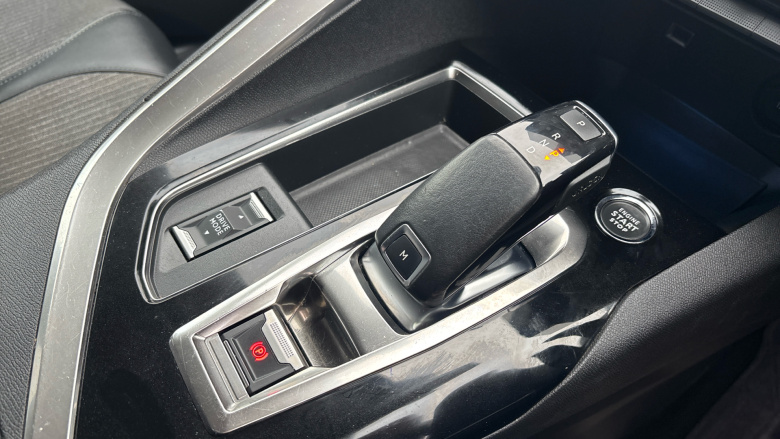 Peugeot 5008 1.2 PureTech Allure Premium 5dr EAT8 Petrol Estate